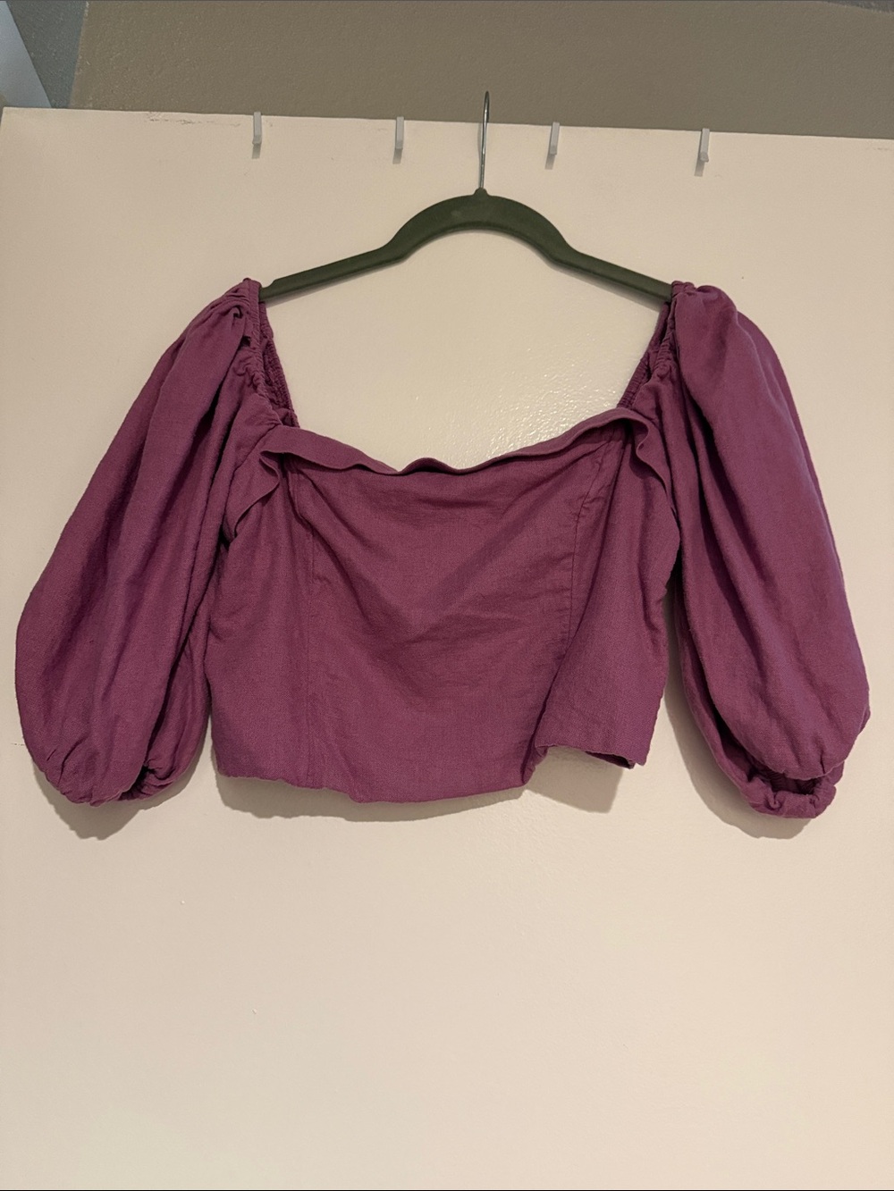 Abercrombie & Fitch Cropped Top